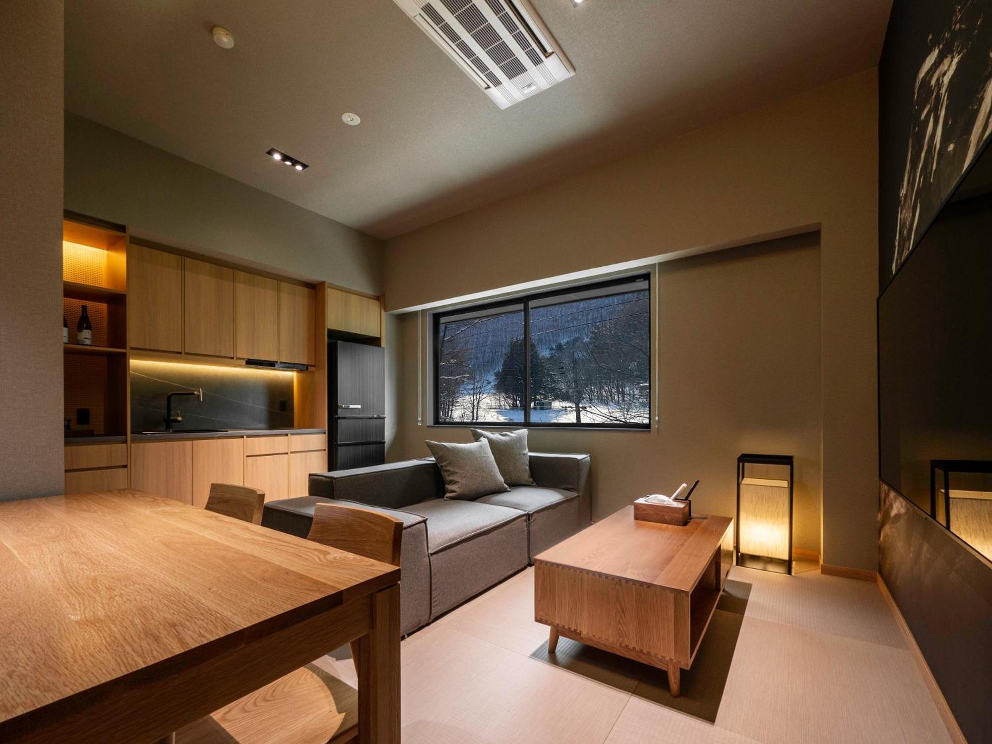 Ski Inn Hakuba, Iwatake 外观 照片